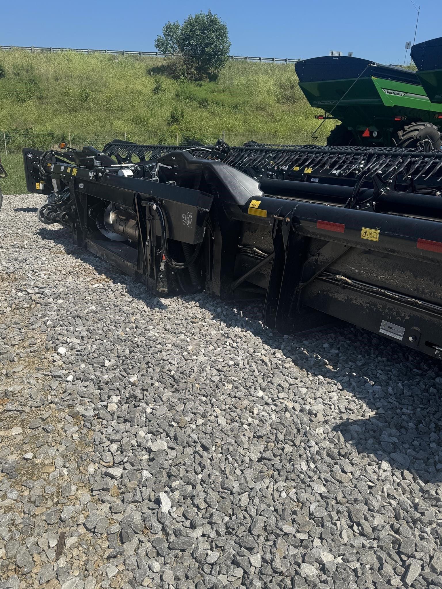 2020 MacDon FD130 Equipment Image0