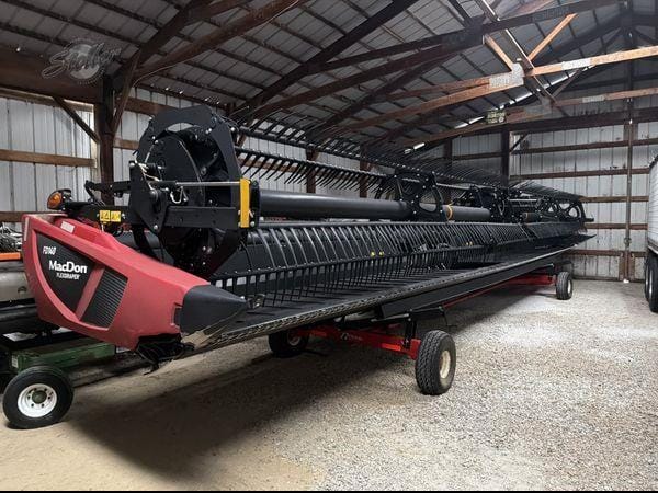 2020 MacDon FD140 Equipment Image0