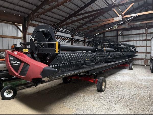 2020 MacDon FD140 Equipment Image0