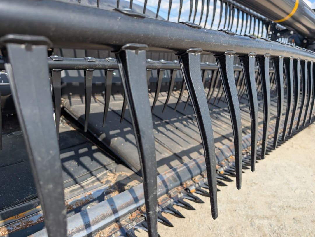 Image of MacDon FD140 Primary Image