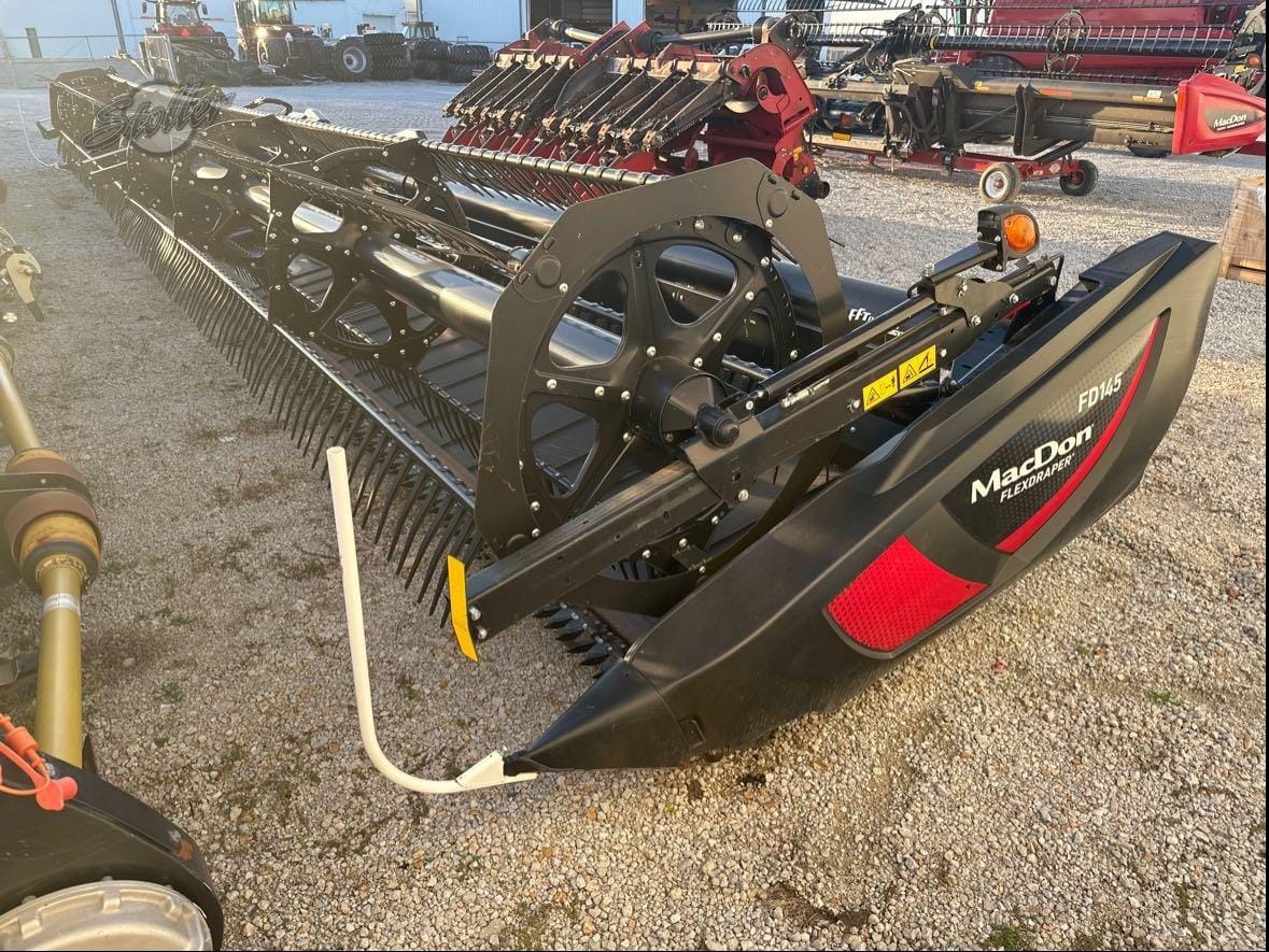 Main image MacDon FD145