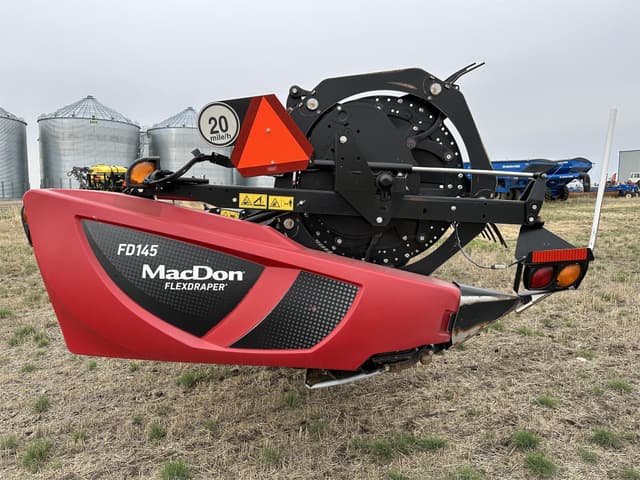 Image of MacDon FD145 equipment image 2