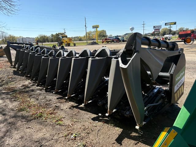 Image of MacDon C3012C equipment image 1