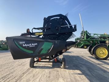 Main image MacDon FD135