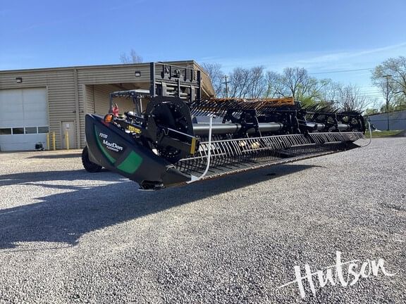 2020 MacDon FD130 Equipment Image0