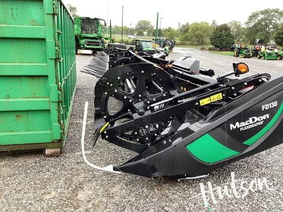 Image of MacDon FD130 equipment image 3