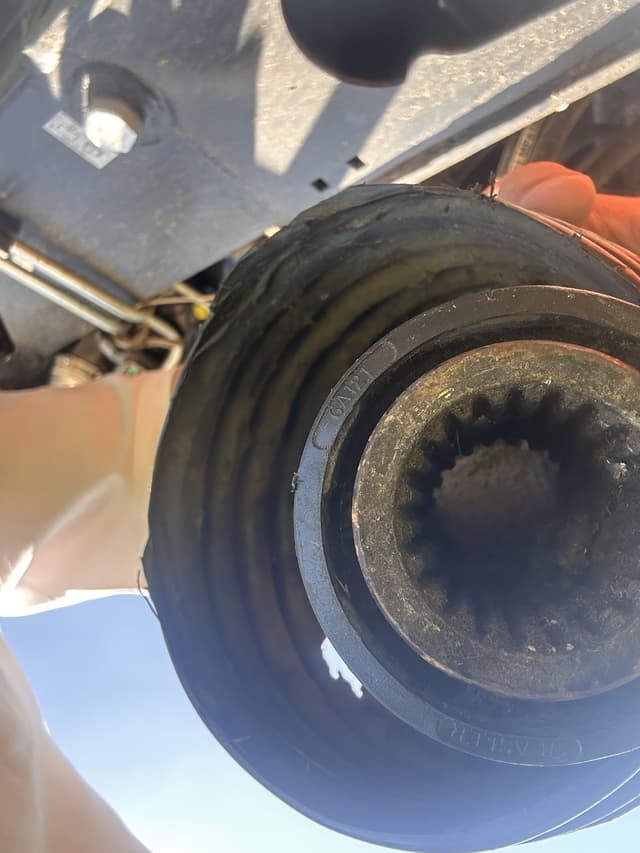 Image of MacDon FD135 equipment image 1