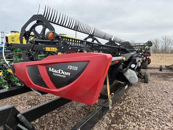 Image of MacDon FD135 Primary image