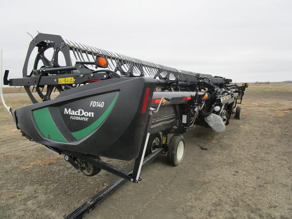 Main image MacDon FD140