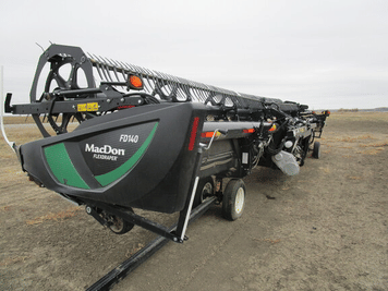 Main image MacDon FD140