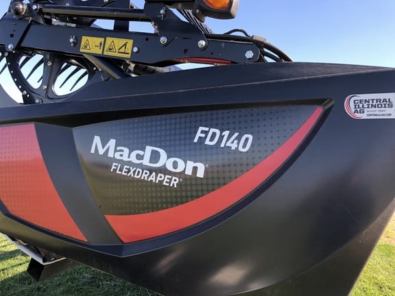 Main image MacDon FD140