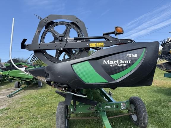 Image of MacDon FD140 equipment image 1
