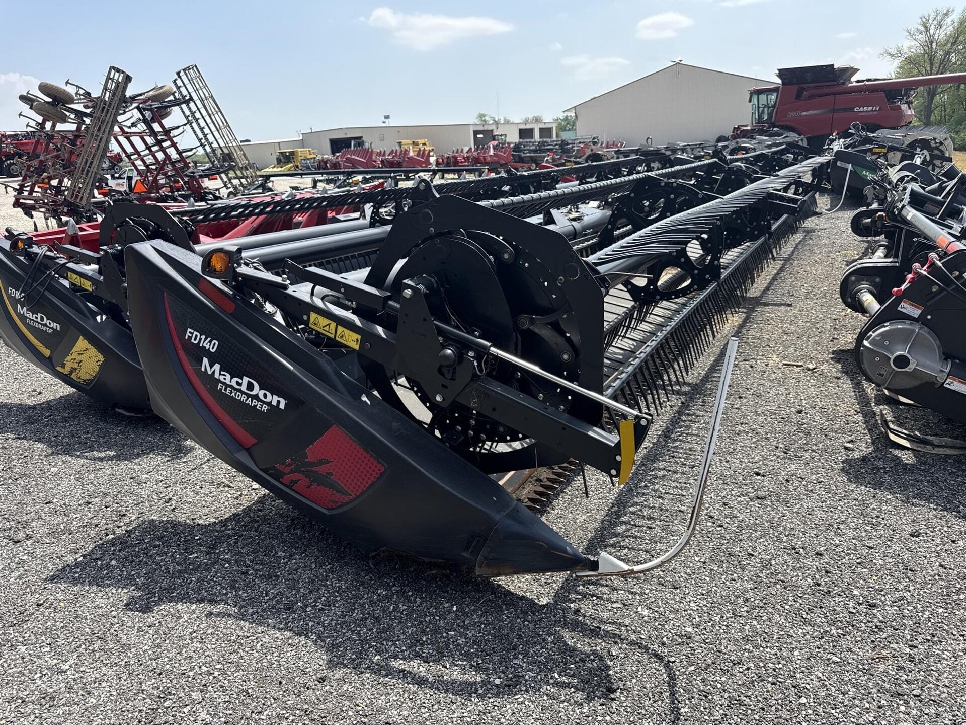 2020 MacDon FD140 Equipment Image0