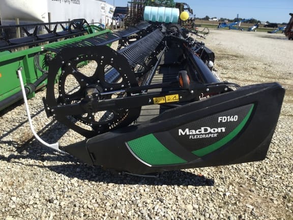Main image MacDon FD140
