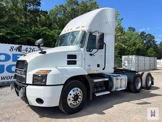 Image of Mack AN64T equipment image 1
