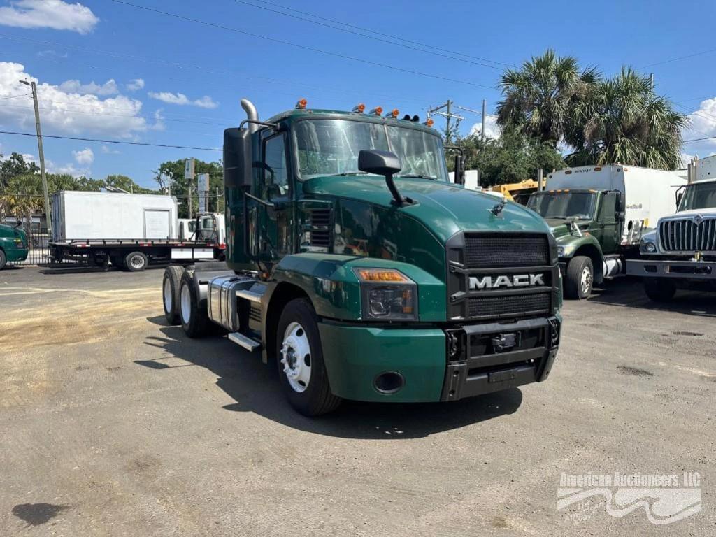 Image of Mack Anthem Primary image