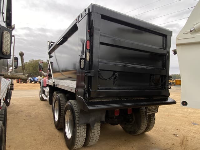 Image of Mack GR64F equipment image 1