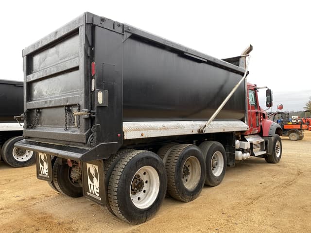 Image of Mack GR64F equipment image 2