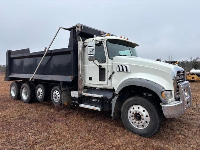 Image of Mack Granite 64FR equipment image 1