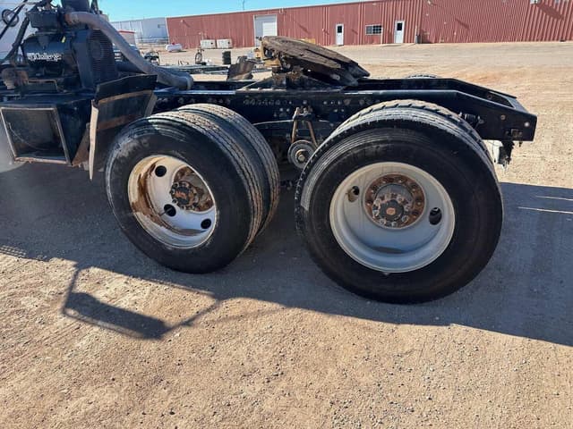 Image of Mack GR64FT equipment image 3