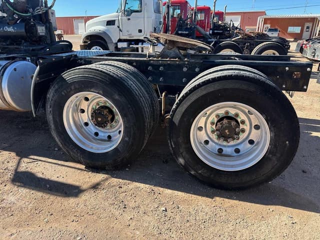 Image of Mack GR64FT equipment image 3