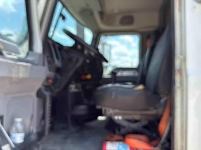 Image of Mack PI64T equipment image 2