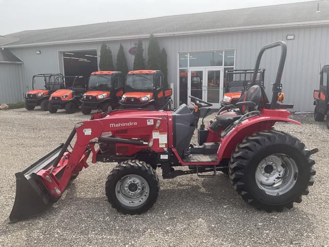 Image of Mahindra 1626 equipment image 1