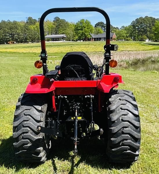 Image of Mahindra 1626 HST equipment image 3