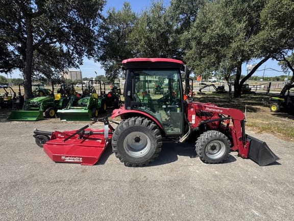 2020 Mahindra 2638 Equipment Image0