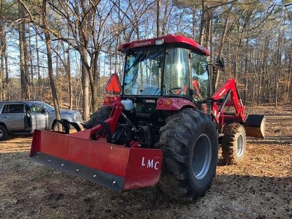 Image of Mahindra 2665 equipment image 3