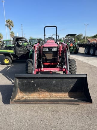 2020 Mahindra 4540 Equipment Image0