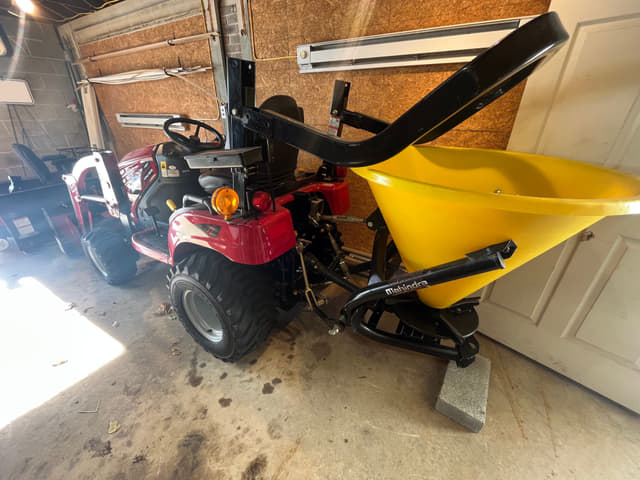 Image of Mahindra eMax 20S HST equipment image 2