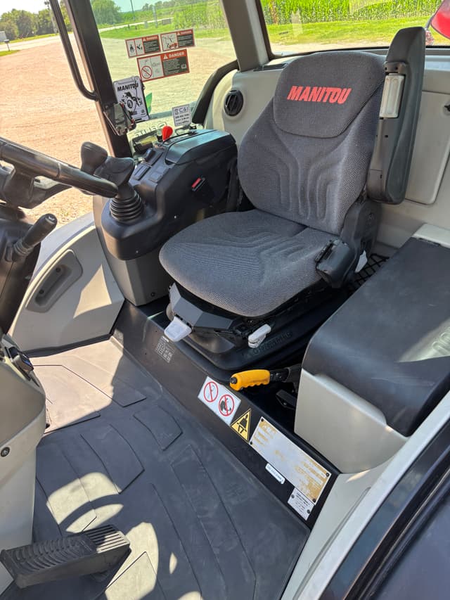 Image of Manitou MLA-T 533-145 V+ equipment image 4