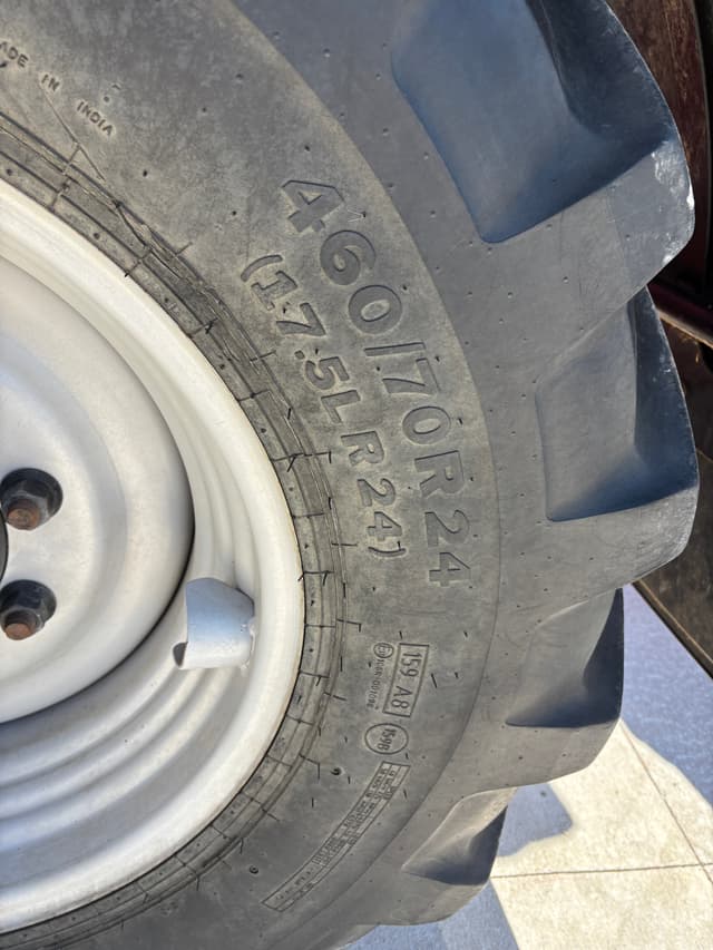 Image of Manitou MLA-T 533-145 V+ equipment image 3