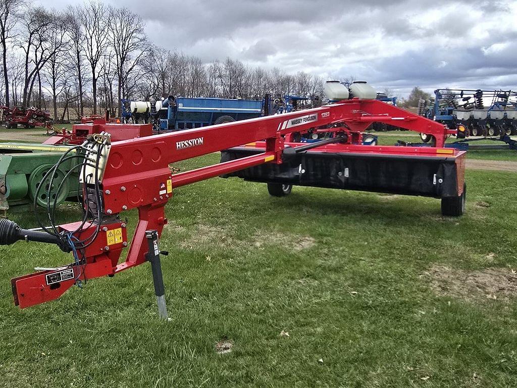 Image of Massey Ferguson 1393 Primary image