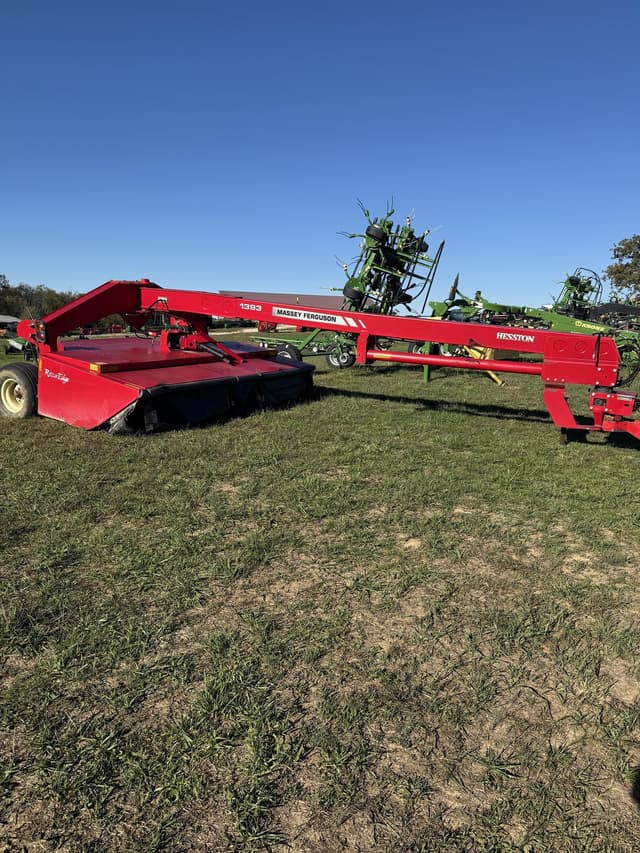 Image of Massey Ferguson 1393 equipment image 1