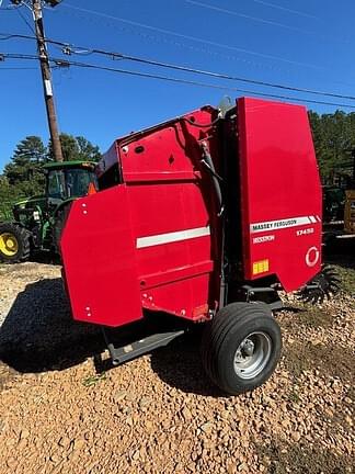 Image of Massey Ferguson Hesston 1745D equipment image 1