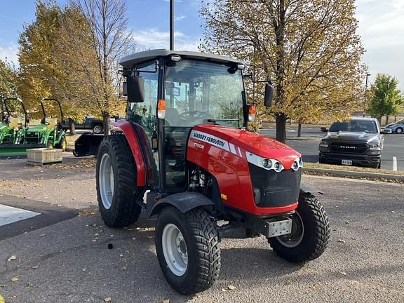 Image of Massey Ferguson 1760M equipment image 3