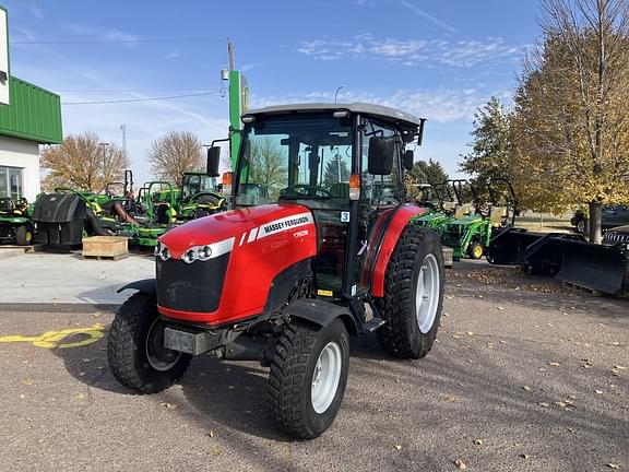 Image of Massey Ferguson 1760M equipment image 1