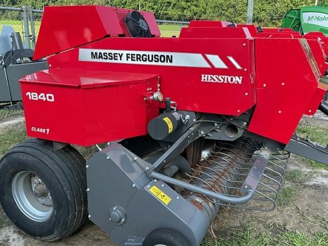 Image of Massey Ferguson 1840 equipment image 2