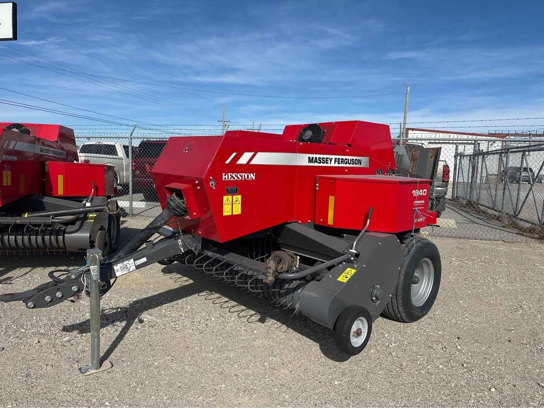 Image of Massey Ferguson 1840 Primary image