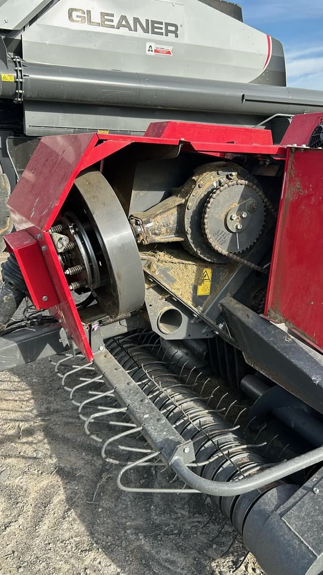 Image of Massey Ferguson 1840 equipment image 4