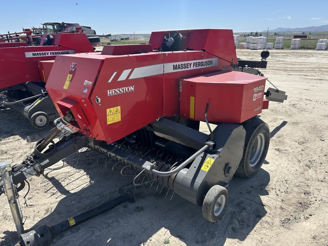 Image of Massey Ferguson 1840 Primary image