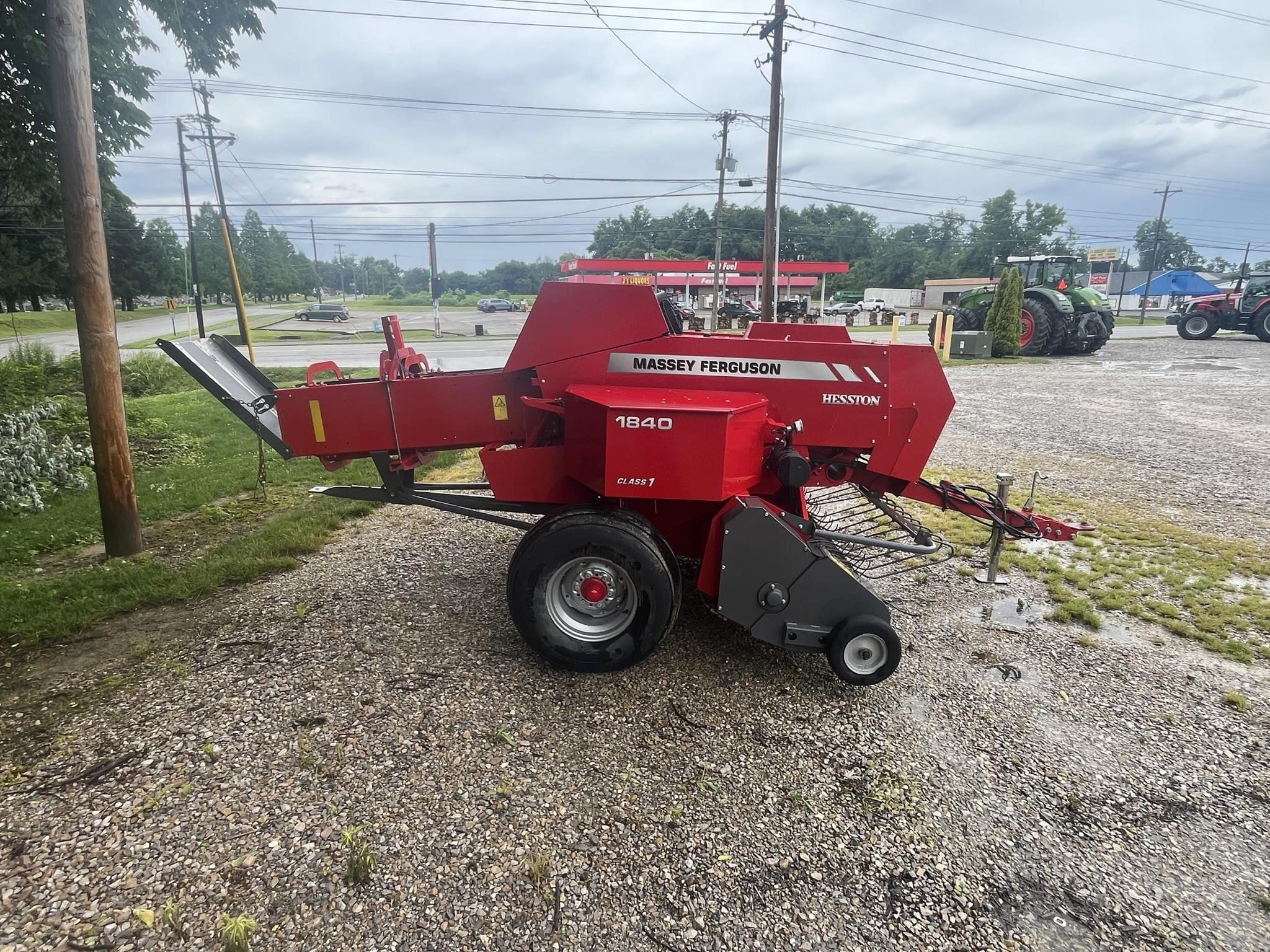 2020 Massey Ferguson 1840 Equipment Image0