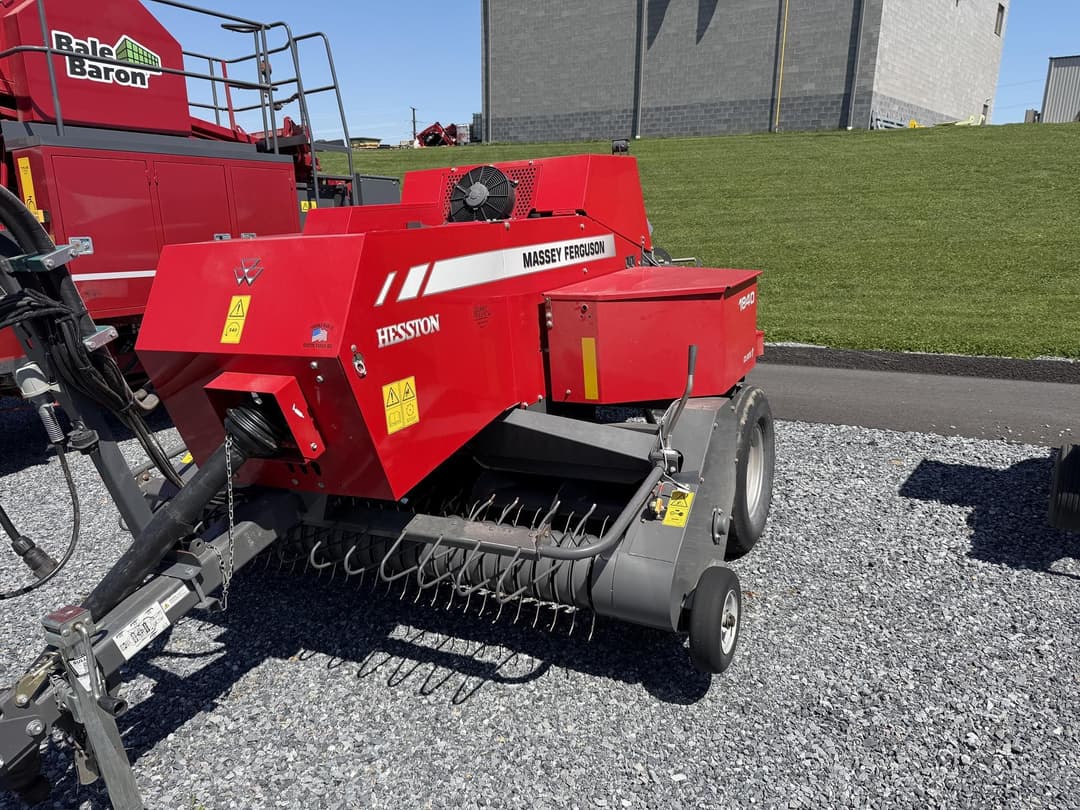 Image of Massey Ferguson 1840 Primary image