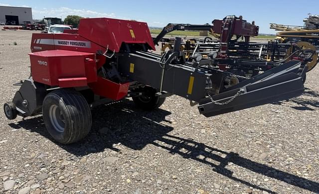 Image of Massey Ferguson 1840 equipment image 1