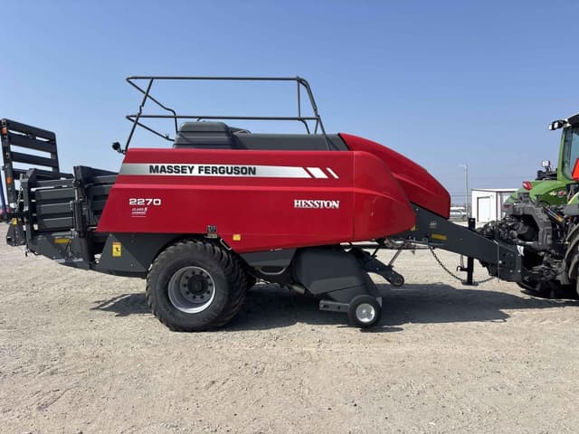 Image of Massey Ferguson 2270 equipment image 3