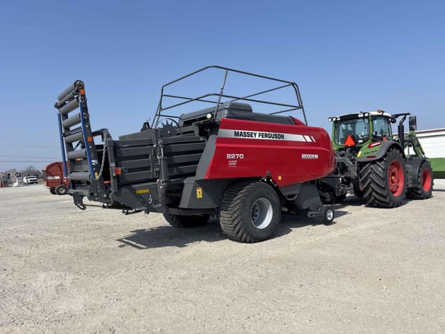 Image of Massey Ferguson 2270 equipment image 4