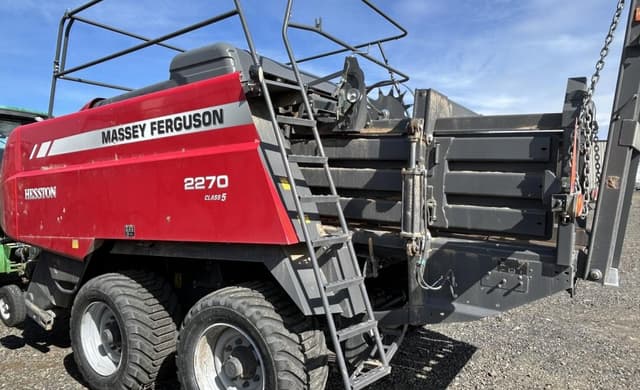 Image of Massey Ferguson 2270 equipment image 4