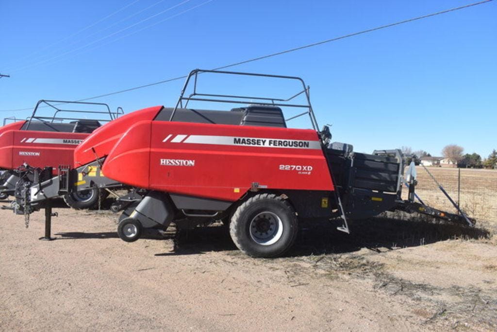 Main image Massey Ferguson 2270XD